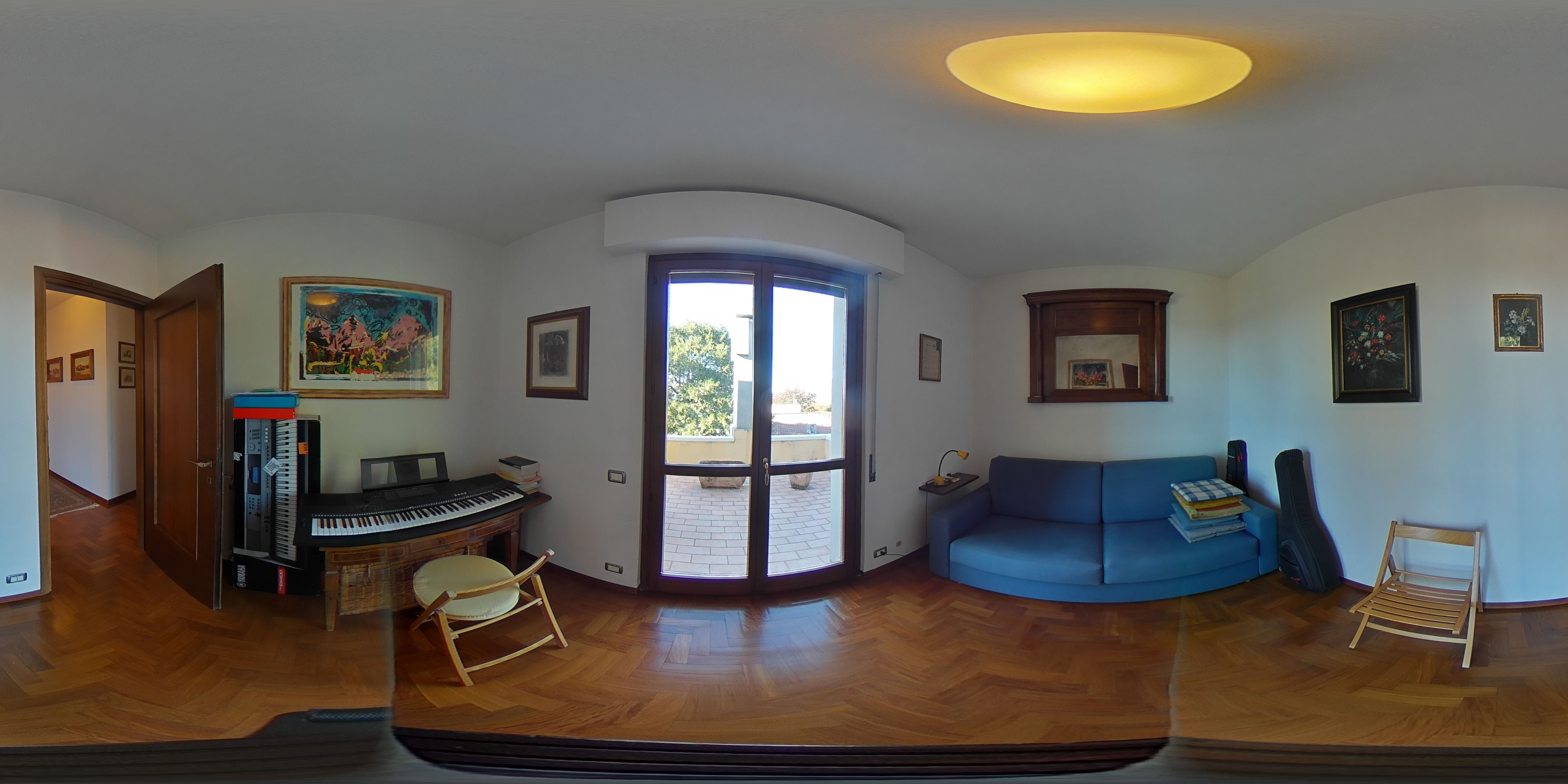 Seconda camera con terrazzo