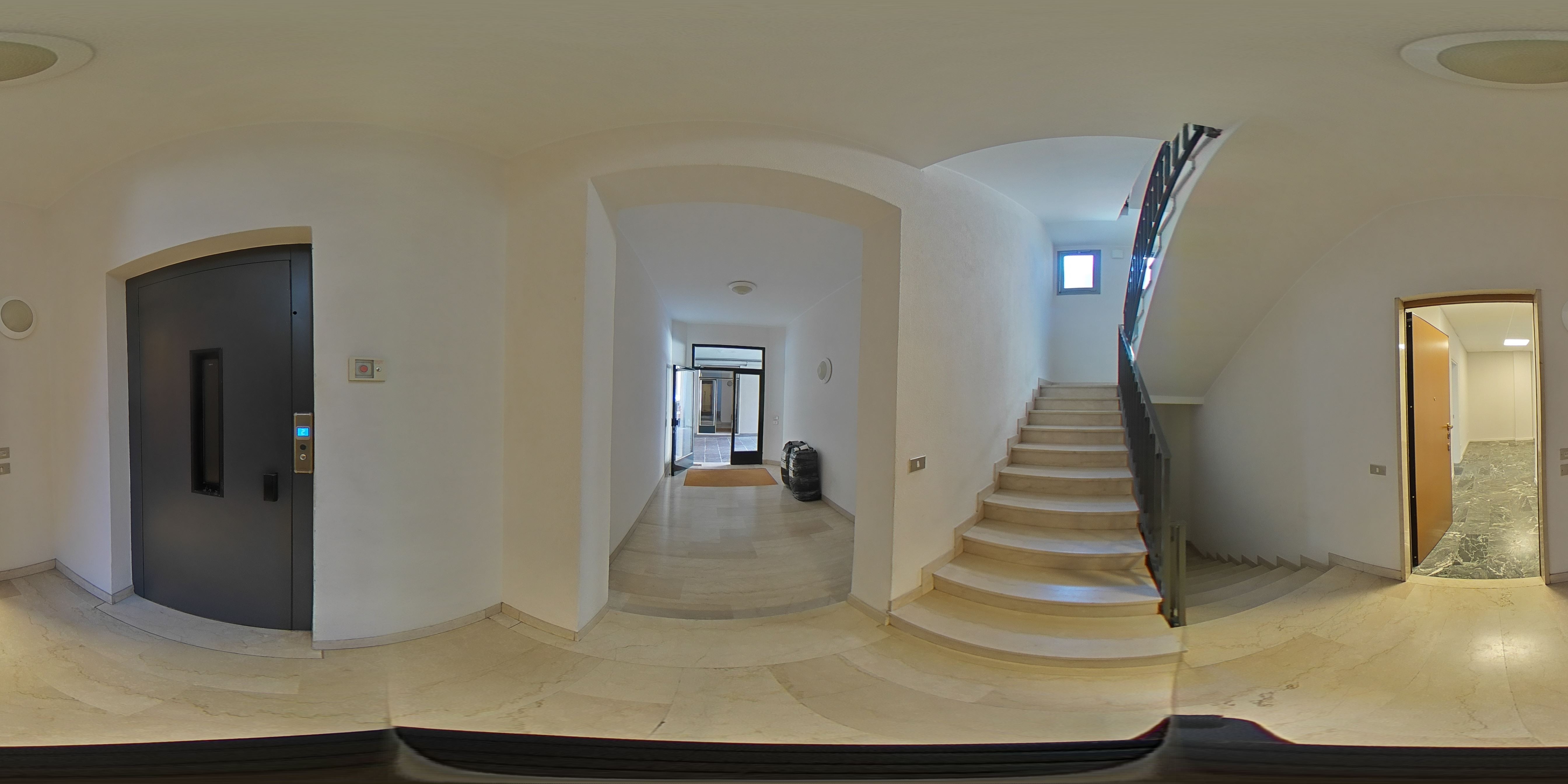 Pianerottolo condominiale