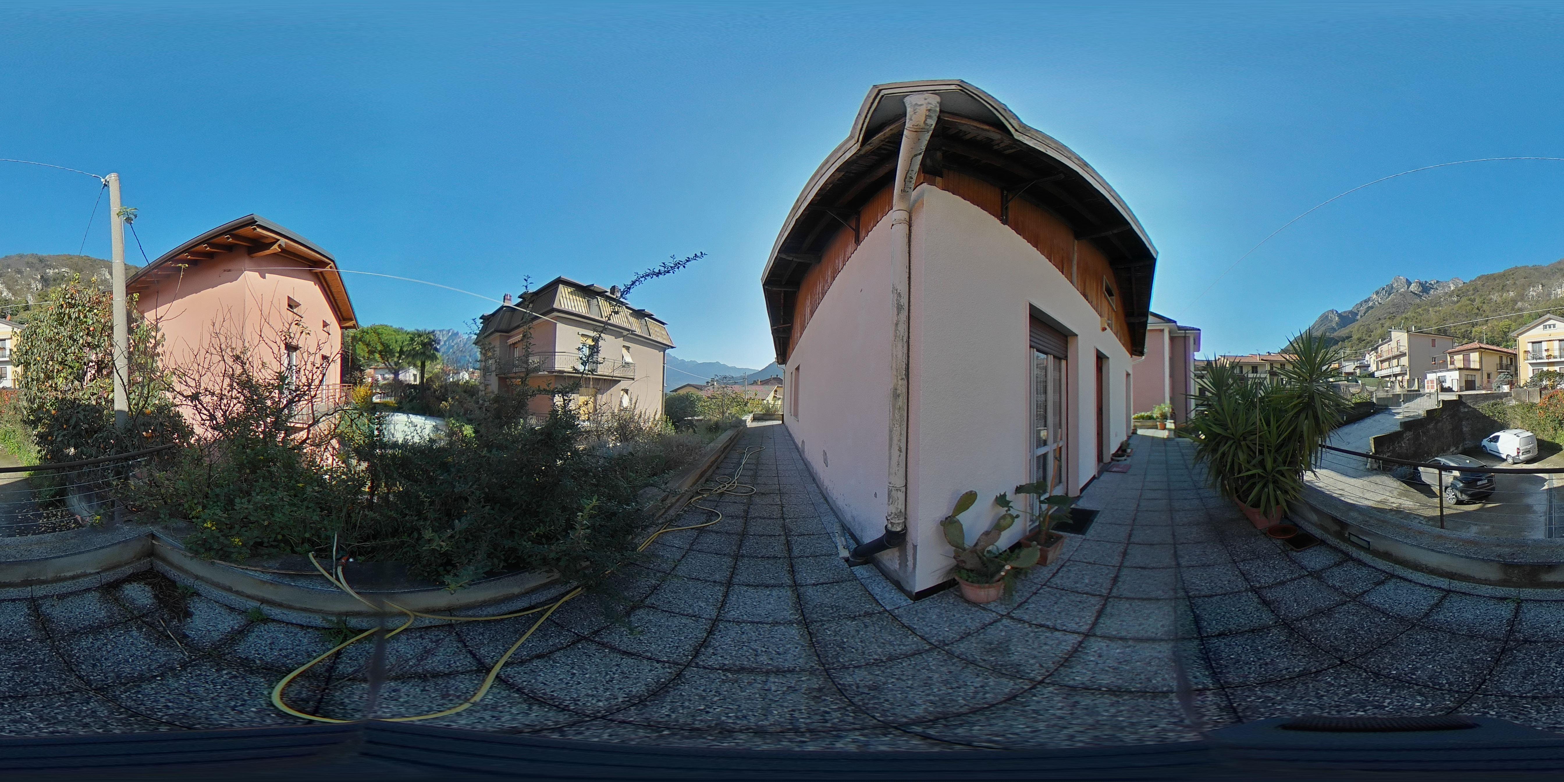 Casa Indipendente in Vendita Valmadrera